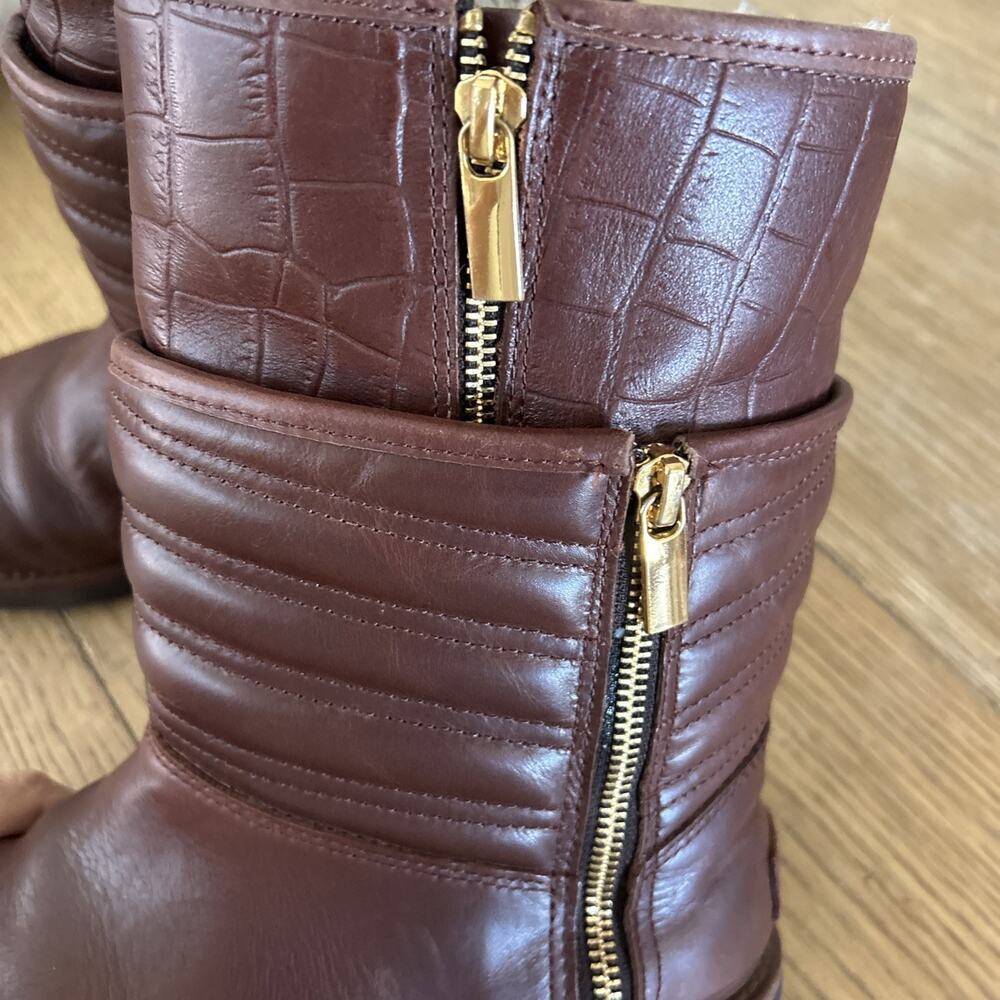 UGG Classic Aviva Crocodile Embossed Brown Leather Winter Short Boots Womens 8 - Picture 4 of 7